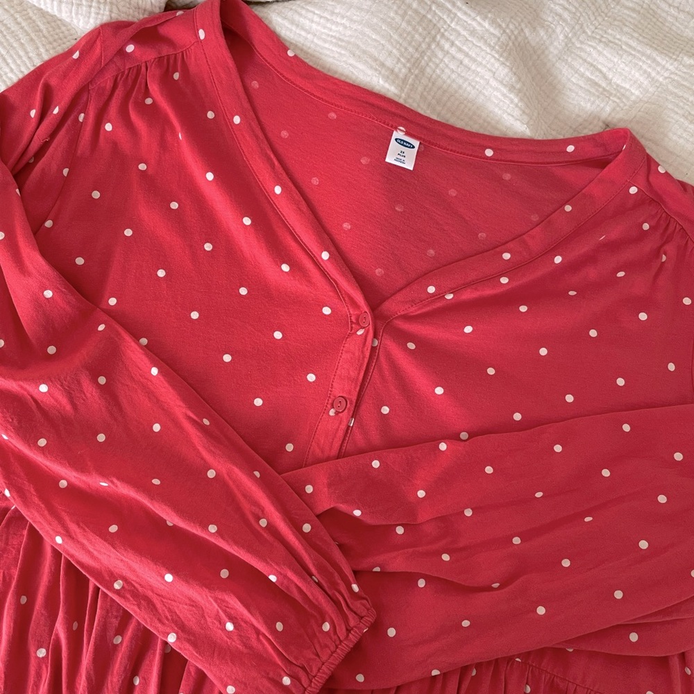 Pink and white polka dot long-sleeved swing top
